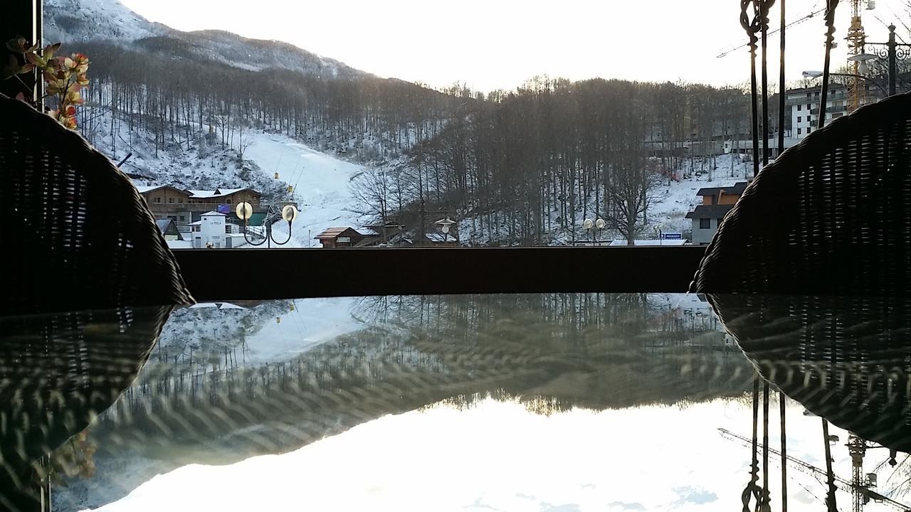 Albergo Diana Cerreto Laghi Luaran gambar