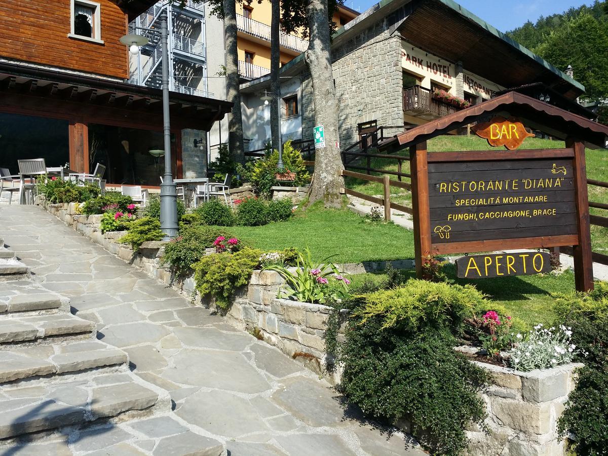 Albergo Diana Cerreto Laghi Luaran gambar